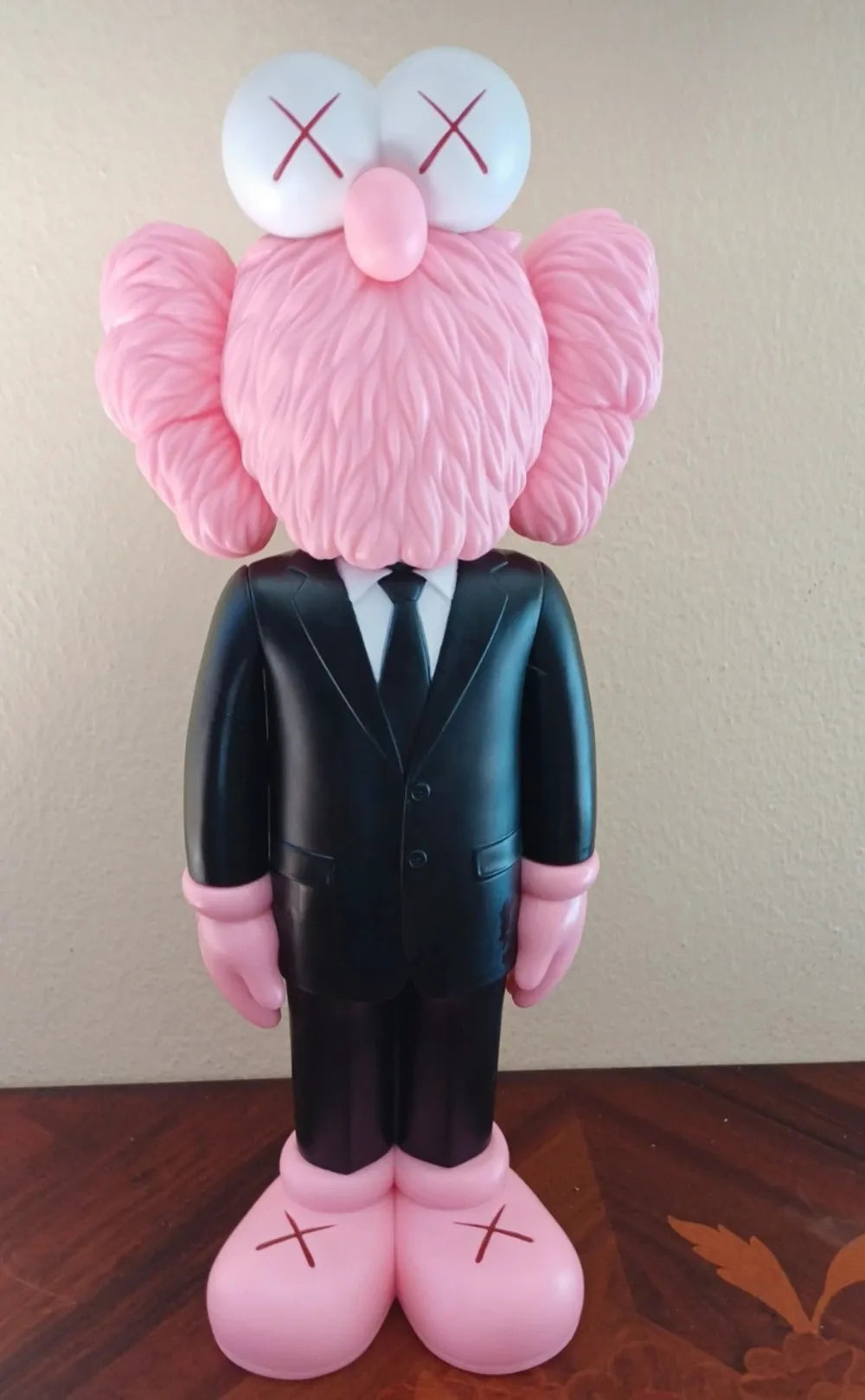 KAWS GENTLEMAN